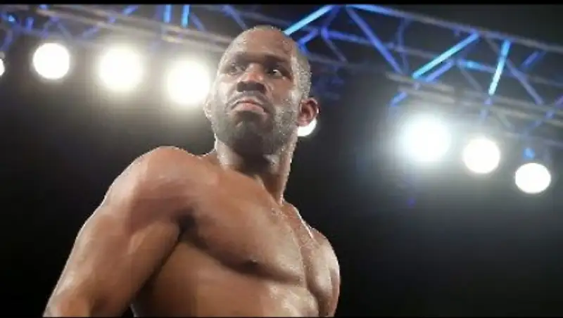 Дженнингс возмутился тактикой Кличко во время боя в Нью-Йорке