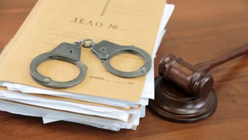 Продолжается расследование в отношении трех человек, подозреваемых в экстремизме