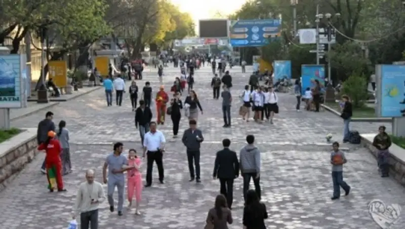 Названы участки улиц Алматы, которые закроют для авто