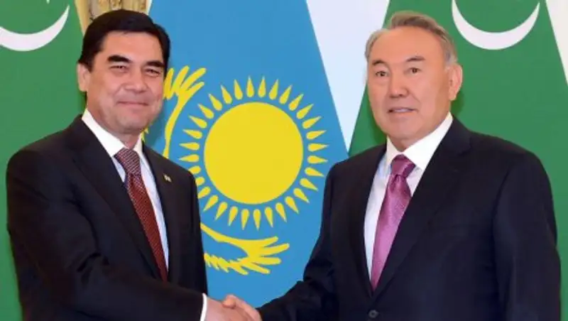 Назарбаев пригласил Президента Туркменистана посетить Казахстан