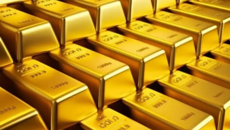 Цена на золото на фоне пандемии достигла рекордного уровня с 1980 года в Японии