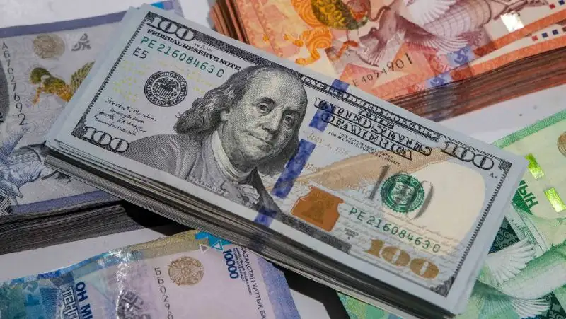 Курс доллара вырос на торгах