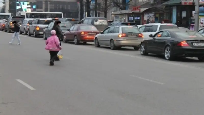 С начала года в Алматы привлечены к ответственности свыше 10 тысяч пешеходов