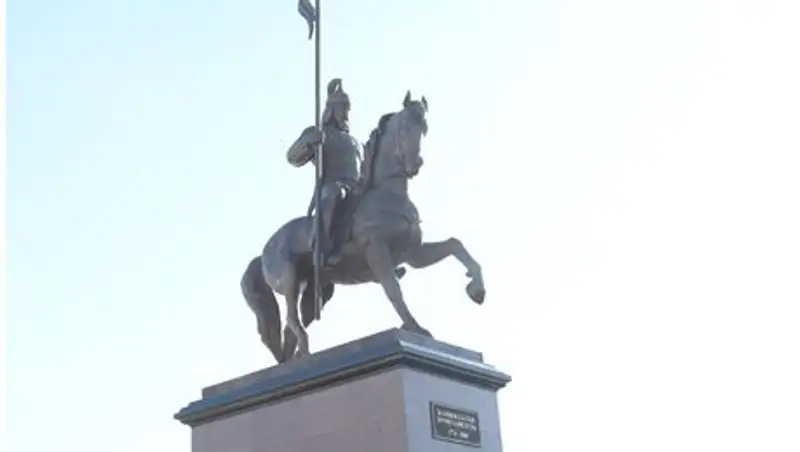 Памятник Жанкожа батыру открыли в Кызылорде