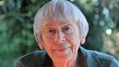 Фото: Raamat.ru, фото - Новости Zakon.kz от 24.01.2018 14:25