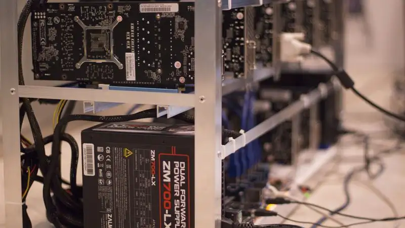 В Казахстане утвердили правила учета и ведения реестра АПК для цифрового майнинга