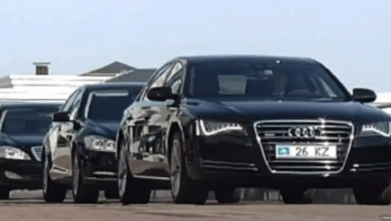 Мажилисмены уезжают из Астаны, фото - Новости Zakon.kz от 23.11.2013 20:32