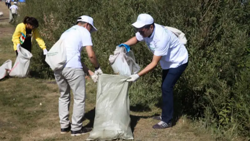 Акция #Birge #TazaQazaqstan: Министр экологии Казахстана бросил вызов регионам