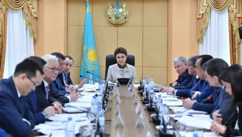 О проблемах отечественной легкой промышленности рассказали Дариге Назарбаевой