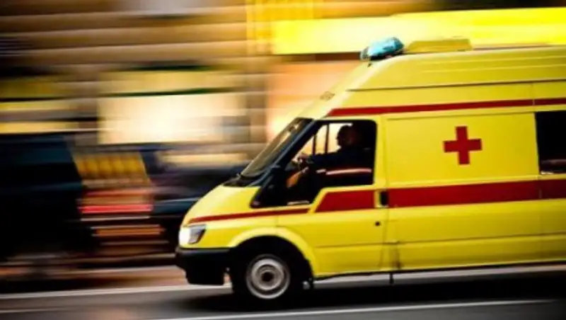 В Алматы оштрафовали женщину, которая не пропустила автомобиль скорой помощи