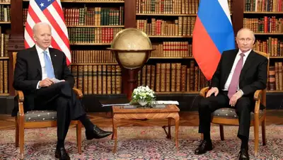 Президенты РФ и США, фото - Новости Zakon.kz от 08.12.2021 00:38