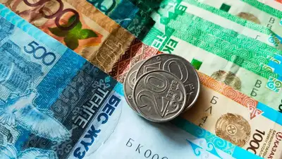 тенге, деньги, валюта, фото - Новости Zakon.kz от 08.08.2023 14:05