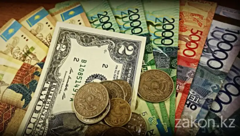 Курс доллара составил 379,41 тенге на торгах