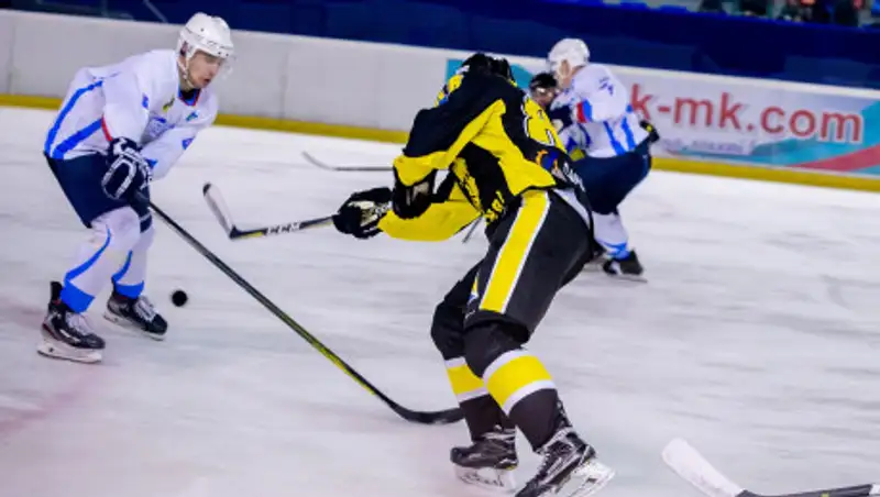 "Сарыарка" обыграла "Номад" в рамках чемпионата ВХЛ