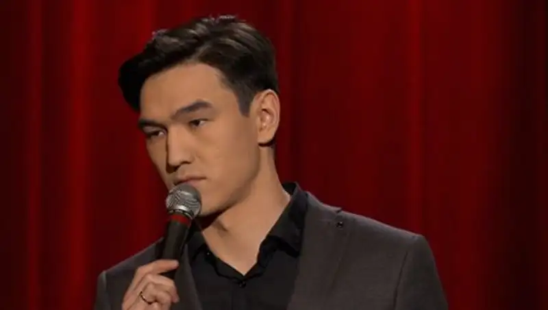 Нурлан Сабуров пожелал «сдохнуть» поклоннице из Сургута