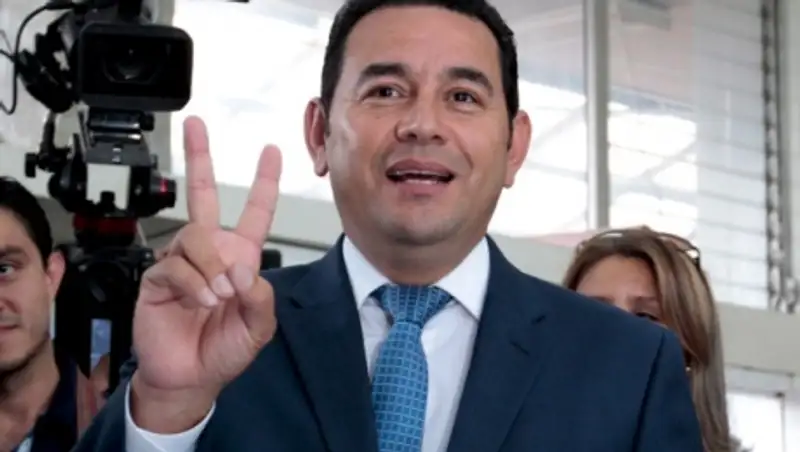 Выборы президента Гватемалы: в лидерах - бывший комик