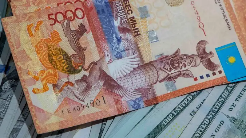 Токаев анонсировал новый закон о возврате государству незаконно выведенных активов из страны