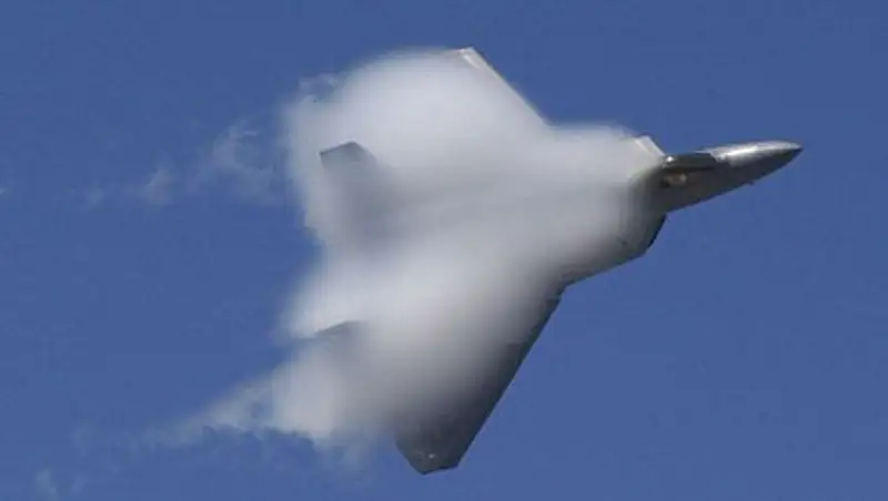 США впервые применили истребители F-22 в бою