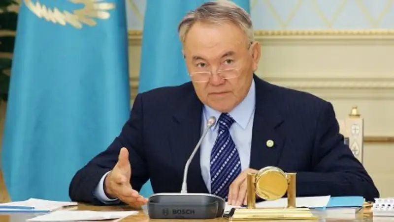 Назарбаев: Армянский народ найдет верный путь выхода из кризиса