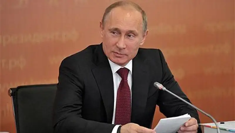 Путин одобрил смягчение условий для Visa и MasterCard