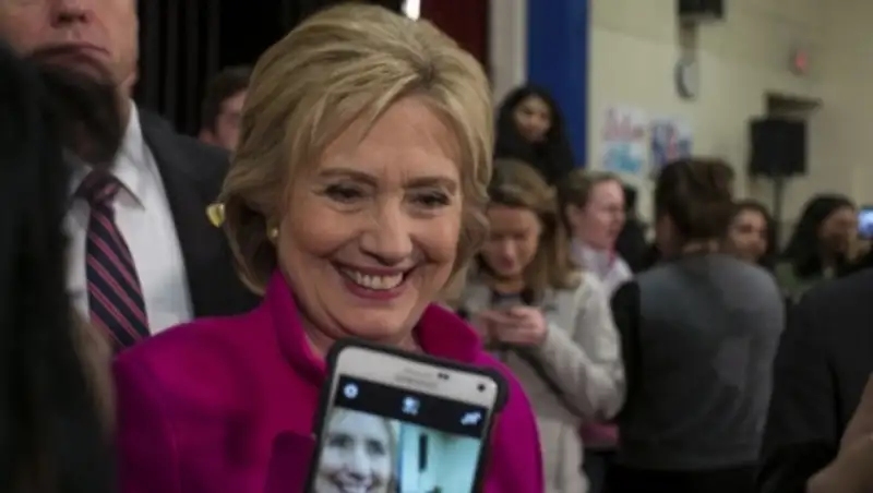 Хиллари Клинтон остается фаворитом избирательной кампании у демократов