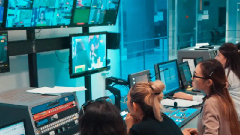 В здании "Казмедиацентра" вводят строгие карантинные меры