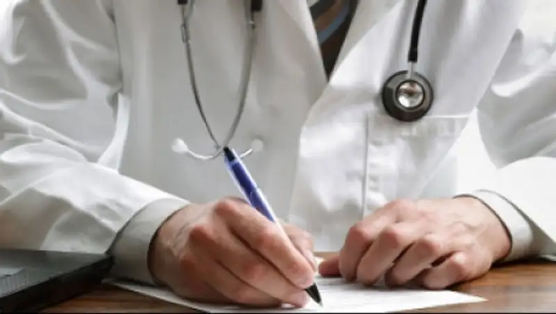 Врачи опровергли, что больная лейкозом девочка пострадала из-за ошибки медсестры