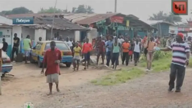 Голодный носитель вируса Эбола вызвал массовую панику на ярмарке  