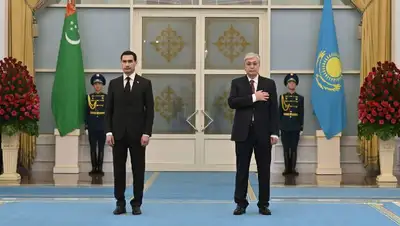 Сердар Бердымухамедов прибыл в Акорду, фото - Новости Zakon.kz от 15.10.2022 11:40