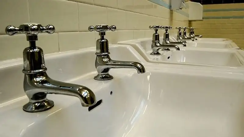 В Алматы в ряде микрорайонов отключат холодную воду