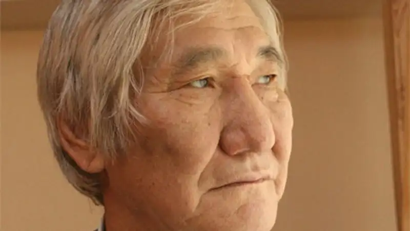 Скончался известный казахский писатель, поэт и публицист Адам Мекебаев