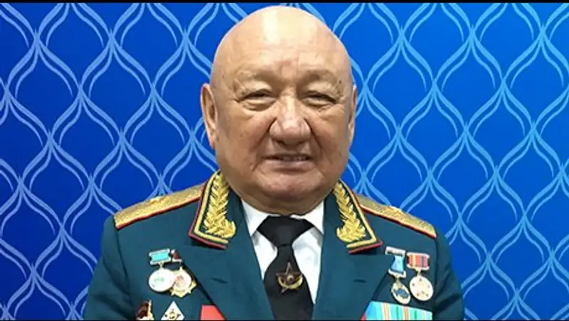 Генерал-майор Алмасбек Абдрахманов: Вооруженные силы Казахстана состоялись