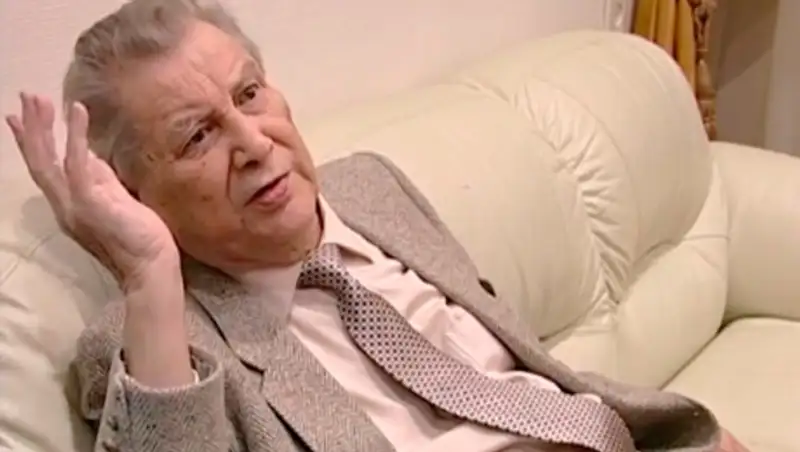 Ушел из жизни автор песни "А снег идет"