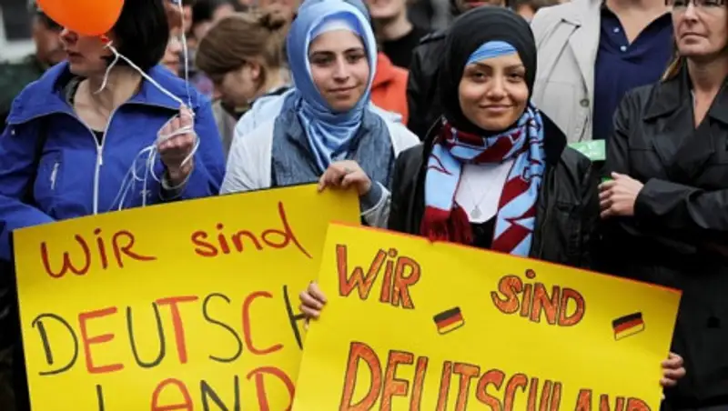 Германия остановила прием беженцев из-за коронавируса