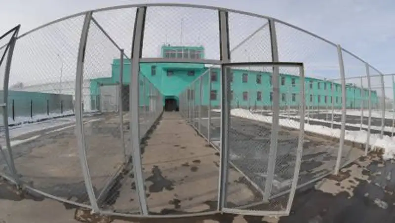 Заключенные подрались с охранниками СИЗО в Уральске