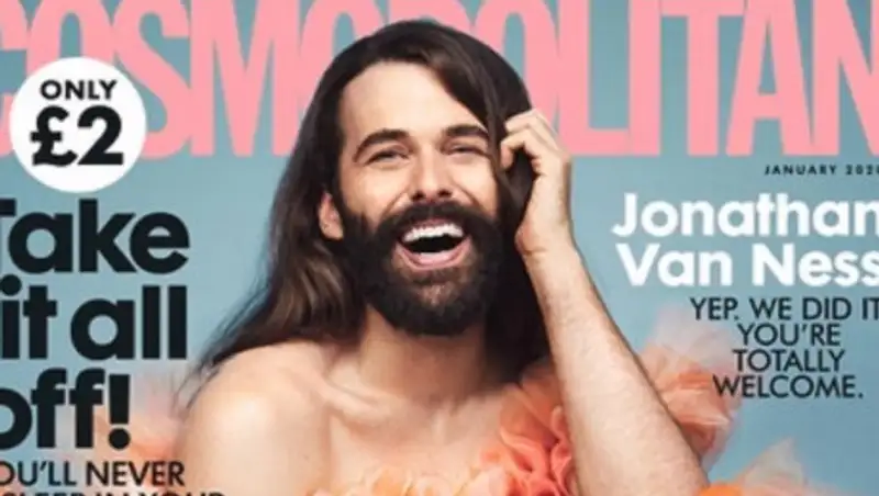 Мужчина в платье попал на обложку женского журнала впервые за 35 лет