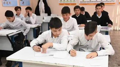 Когда в Алматы школы начнут переводить на односменное обучение, фото - Новости Zakon.kz от 25.08.2023 11:41