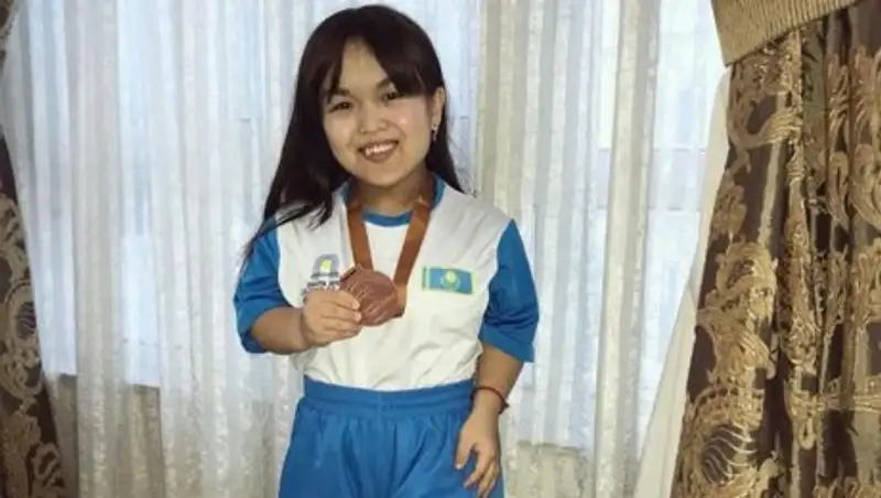 Костанайская «Дюймовочка» привезла «бронзу» с этапа Кубка мира по пауэрлифтингу