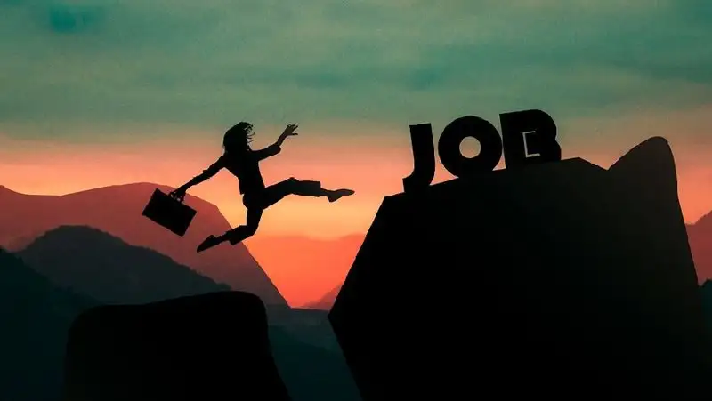 Топ-5 знаков зодиака, представители которых выберут карьеру вместо любви