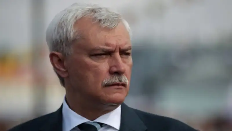 Власти Петербурга в понедельник назовут сумму выплат семьям жертв А321