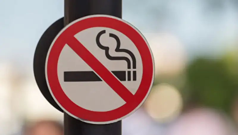 Люди, употребляющие табак, попадают в группу риска в условиях пандемии COVID-19