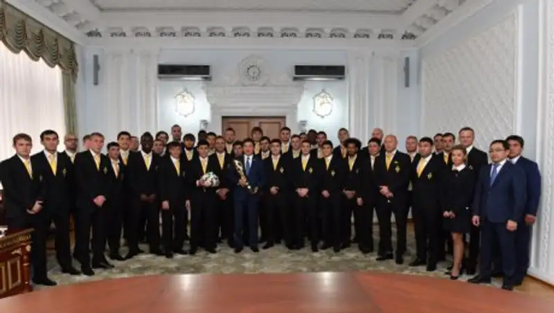 Аким Алматы поздравил ФК «Кайрат» с победой в Кубке Казахстана