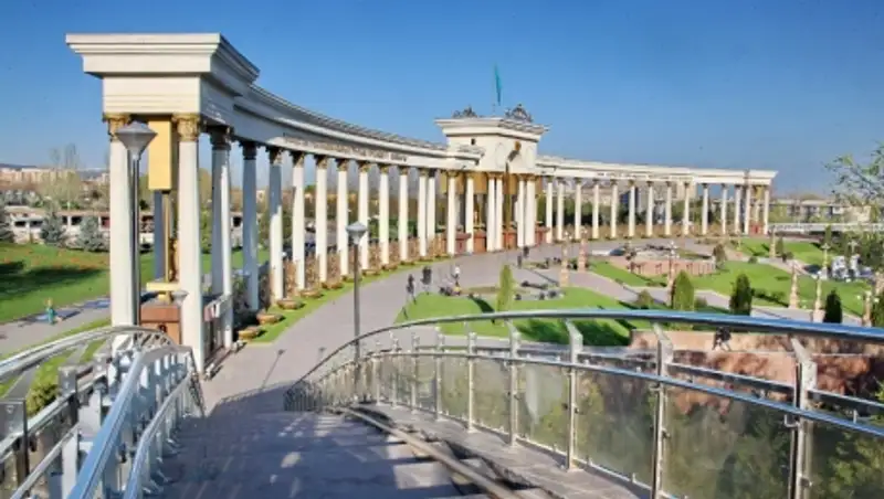 В Алматы перенесено время вечернего концерта и праздничного салюта