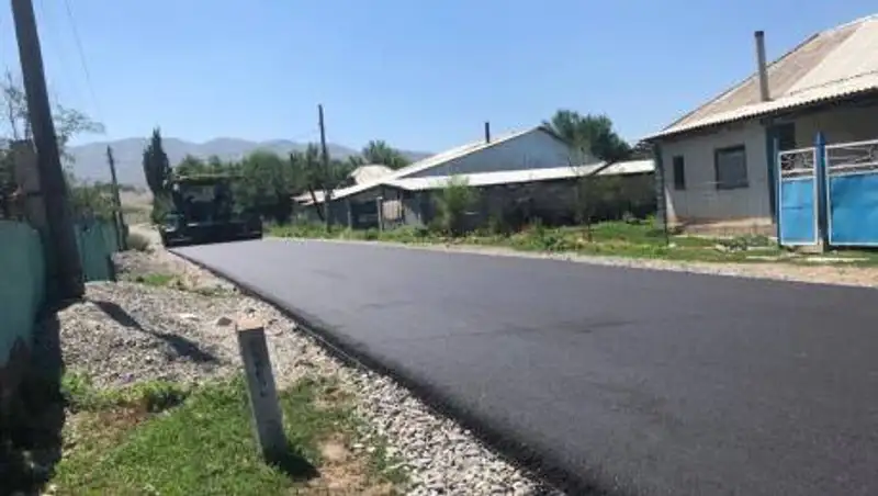 В 347 пунктах Алматинской области проводят ремонт дорог