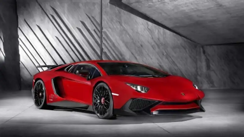 Lamborghini распродал все Aventador SV за 3 месяца