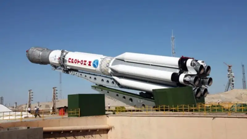 Запуск с Байконура ракеты "Протон-М" со спутником Echostar 21 отложен