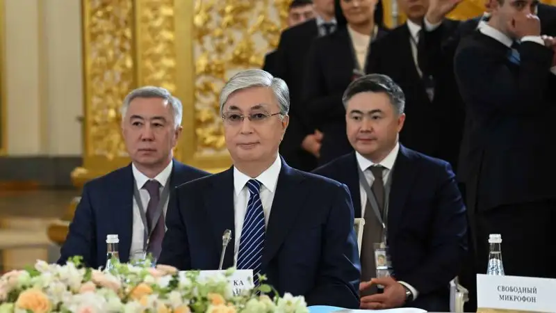 Токаев предложил запустить скоростные грузовые поезда Челябинск – Болашак – Иран