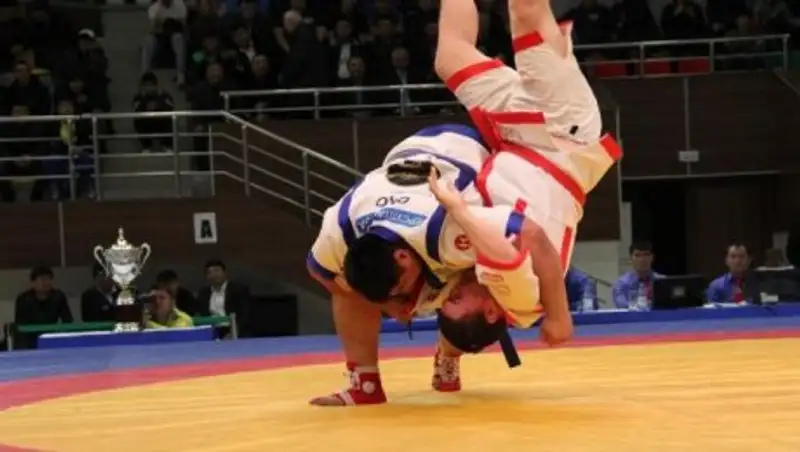 Шесть золотых медалей завоевали казахстанцы на чемпионате мира по Қазақ күресі