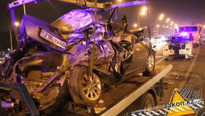 Два массовых ДТП произошли в Алматы за вечер