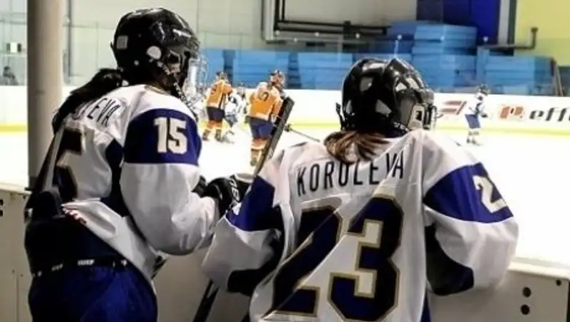 Казахстанские хоккеистки проиграли Венгрии в квалификации Олимпиады-2018